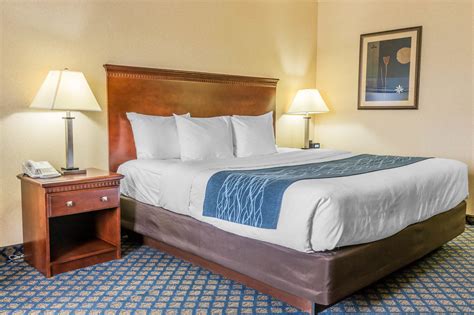 Grand Blanc Hotel Coupons for Grand Blanc, Michigan - FreeHotelCoupons.com