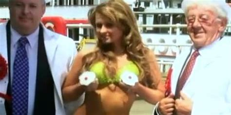 Sarah Lind Bikini Scene In Punch Tnaflix