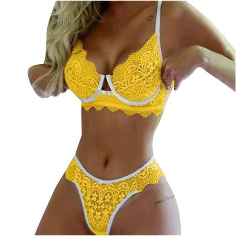 Costume de lingerie sexy en dentelle froncée à trois points pour femmes