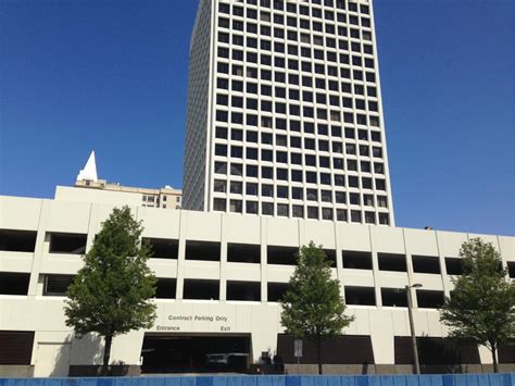 Wells Fargo Plaza - Parking in Tacoma | ParkMe