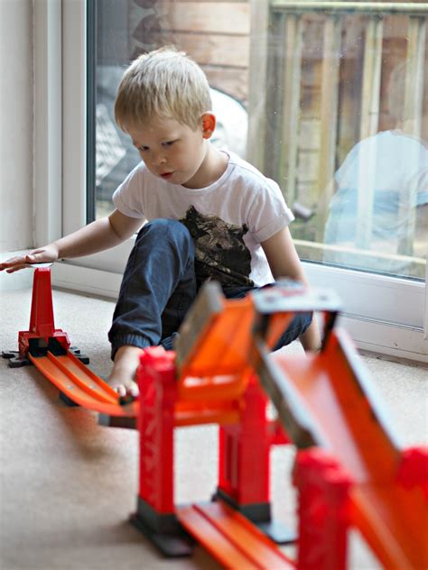 Review Hot Wheels Track Builder Stunt Bridge Laura Summers