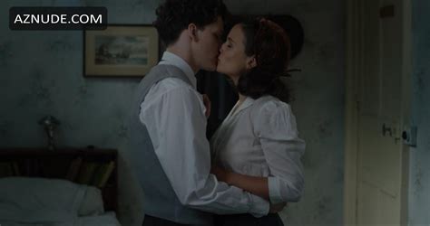 LA PETITE FEMELLE NUDE SCENES AZNude