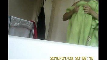 mi esposa en el baño escondida cam XVIDEOS