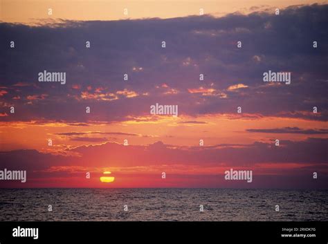 Presque Isle Bay Sunset Hi Res Stock Photography And Images Alamy