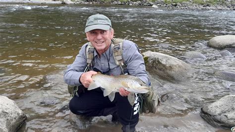 Trout Fly Fishing Guide In Hawkes Bay River Fishing Nz