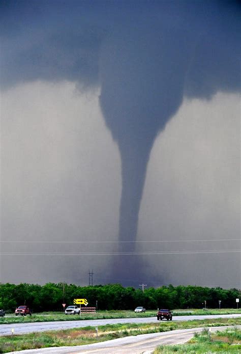 Severe Weather In Texas Tornadoes Evacuation Order Weekend Forecast