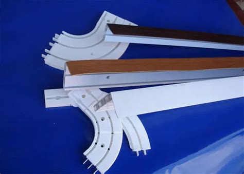 Как сделать крепление карниза к потолку, особенности установки для ...