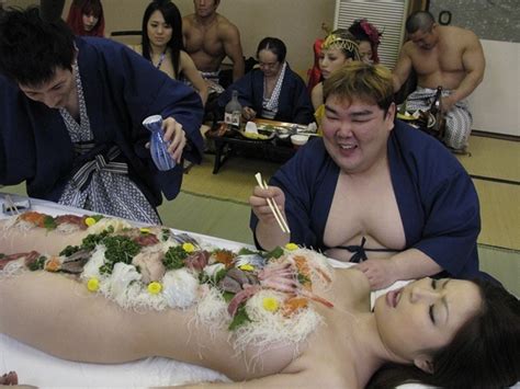 Naked Risa Kasumi In The Big Tits Dragon