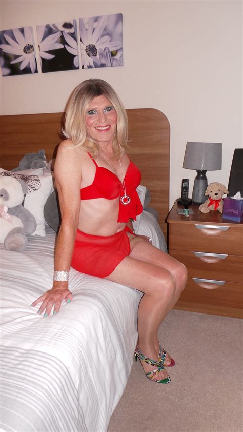 Red Bikini September 2022 Photo 30 AShemaletube