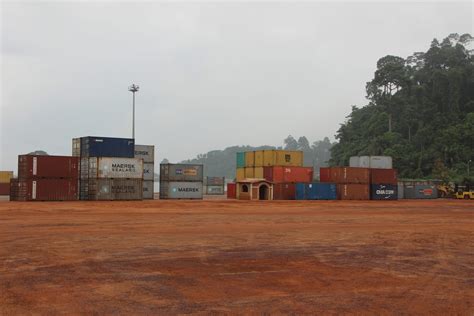 Shipping and Printing Services at The UPS Store San Pedro 23