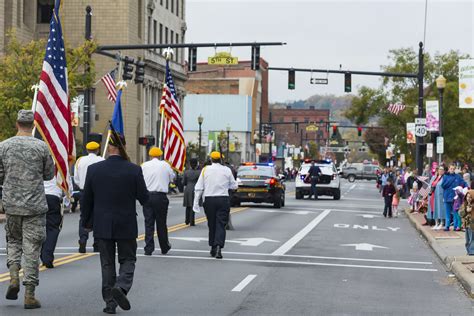 Veterans Day Parade Zanesville Ohio Usa 11 4 2017 Flickr