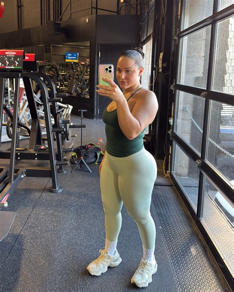 Veronica Fasulo (@veronicafasulo) • Instagram photos and videos