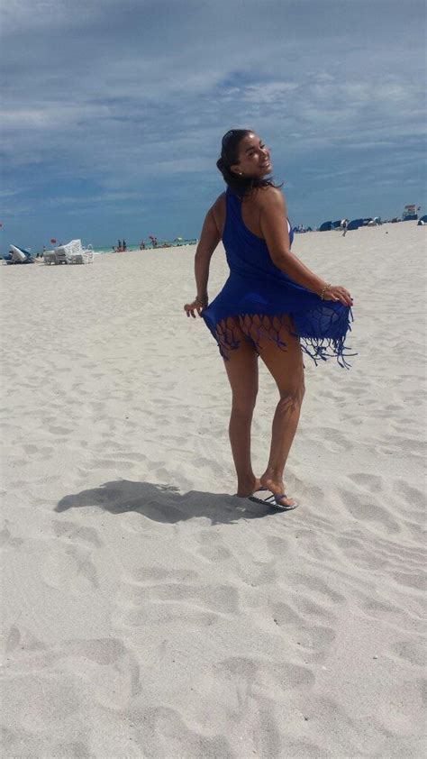 Marlen Olivarí comparte sexys fotos en bikini Tecache cl