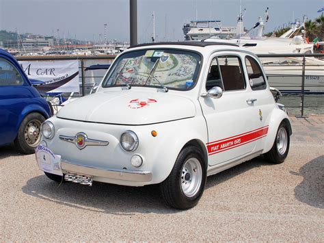 Fond D Cran Vieux Italie Cru Voiture Classique Oldtimer Fiat