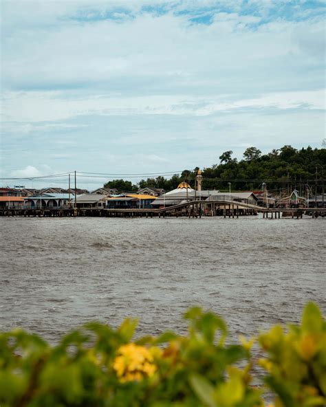 Brunei Travel Guide: Travel through the sultanate on Borneo - Destary