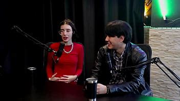 Curtia Se Exibir Bem Novinha A Pandemia Lan Ou Mulheres No Porn Contou Pra M E E Quando