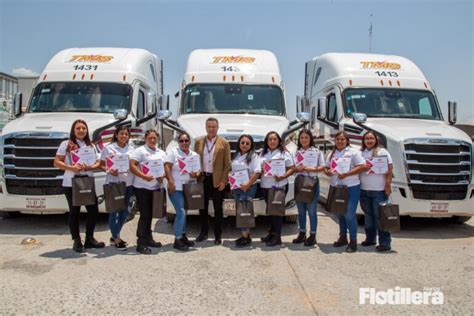 Egresa La Primera Generaci N De La Academia Para Mujeres Tms Revista