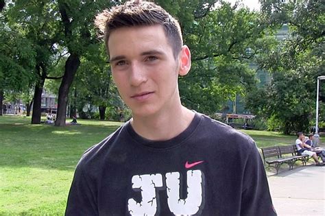 Vierge Du Cul D Pucel Du Trou Par Un Gay Viril Gaymobile Fr