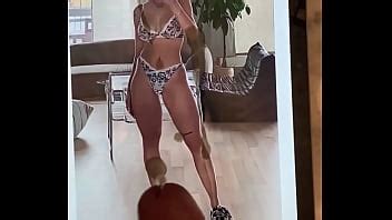 Explosión de semen sobre mi caliente profesora de inglés XVIDEOS