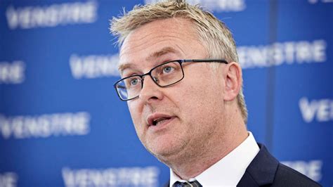 Regeringen Vil Forbyde Trawlfiskeri På Fem Sårbare Rev