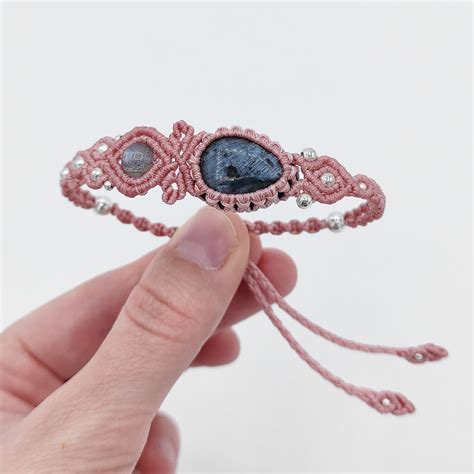 Браслет ларвикит лабрадор лабрадорит браслет с ларвикитом розовый в ...