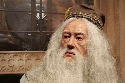 Dumbledore Actor Michael Gambon Dies At 82 After ‘bout Of Pneumonia