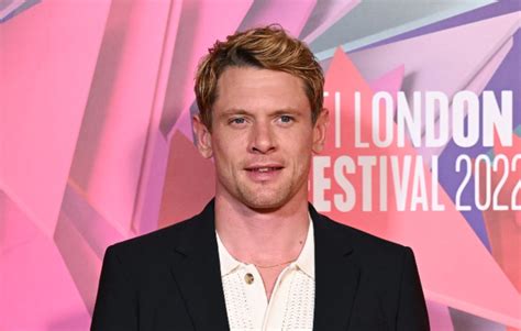 Jack Oconnell Felt Compromised Filming Sex Scenes On Skins