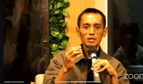 Peneliti Senior Imparsial Sebut Komentar Jokowi Soal Debat Capres