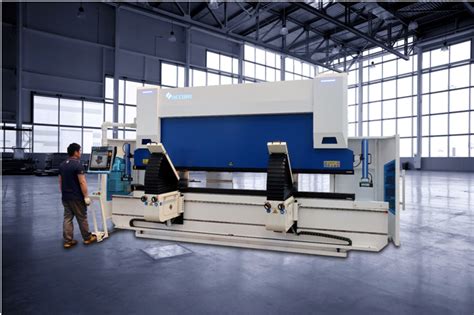 Accurl Mm X Tons Cnc Axis Hybrid Servo Press Brake With Delem