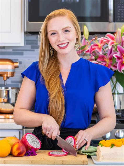 6 Hot Sexy Tatyana Nesteruk Bikini Pics