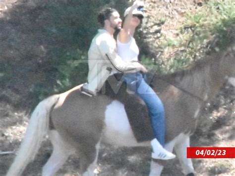 Bad Bunny Posts Nude Photos From Bubble Bath Shows Off Crotch