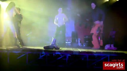 Amateur Nude Stage Concert