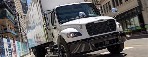 Pickup and Delivery | Freightliner Trucks