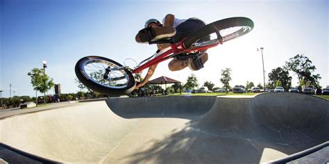 BMX Tricks: How to air table with Broc Raiford *video*