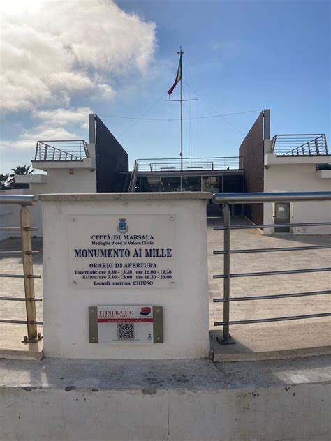 MONUMENTO AI MILLE DI MARSALA CHIUSO E ABBANDONATO TRA VANDALIZZAZIONI