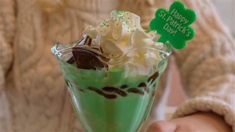 Aldi Shoppers Cant Wait To Try This St Patricks Day Themed Ice Cream