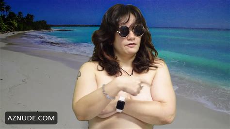 MODEST MALE EXPOSURE NUDE SCENES AZNude