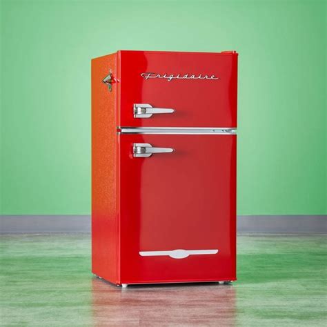 Frigidaire Retro Mini Fridge High Performing And Adorable