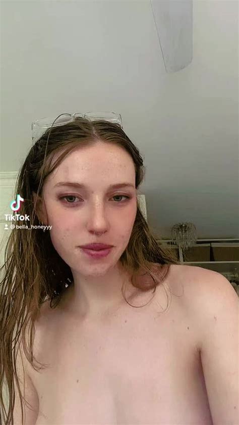 Always Tits Out Scrolller