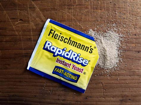 The Differences Between Instant, Active, and Fast-Acting Dry Yeasts