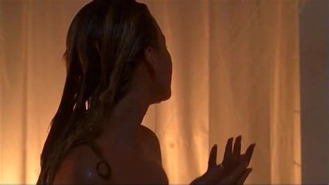 Tania Saulnier Sexy Shower Girl Smallville Blonde Porn Xhamster