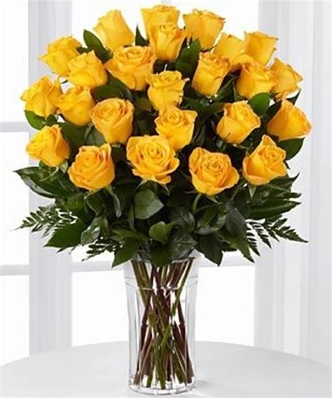 Dozen Yellow Roses 18 Yellow Roses Yellow Roses Fresh Flowers