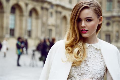 19 Classy and Elegant Dress Outfits - Style Motivation