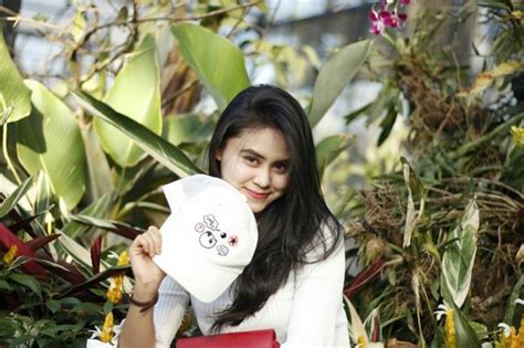 dwinda ratna reporter   segera dipersunting mas pur