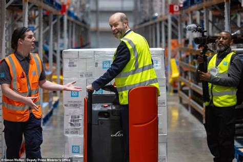 Doctors threaten strike if Rachel Reeves slashes 25% tax-free lump sum