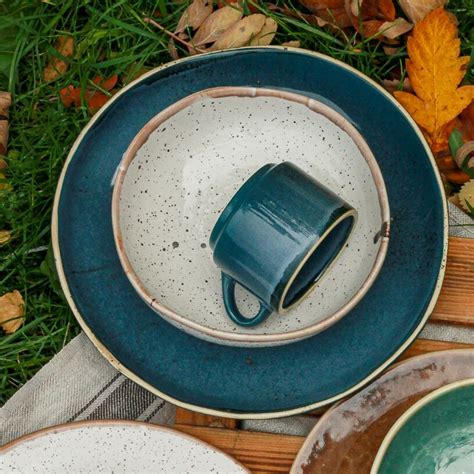 Посуда из пекарни контакты