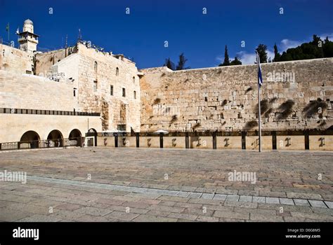 western wall  city jerusalem  res stock photography  images alamy