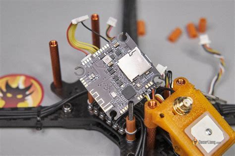 Review: Darwin129 - A Flawed 7" FPV Drone That's Just Too Cheap to ...