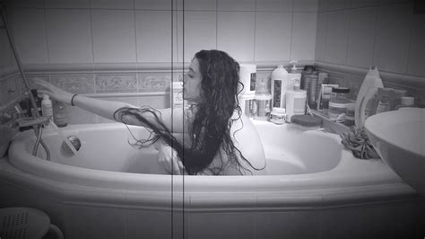 Nude Video Celebs Movie Cztery Pokoje Na Opak Wywrocone