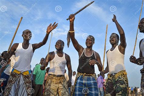 members   dinka tribe participate   traditional celebratory